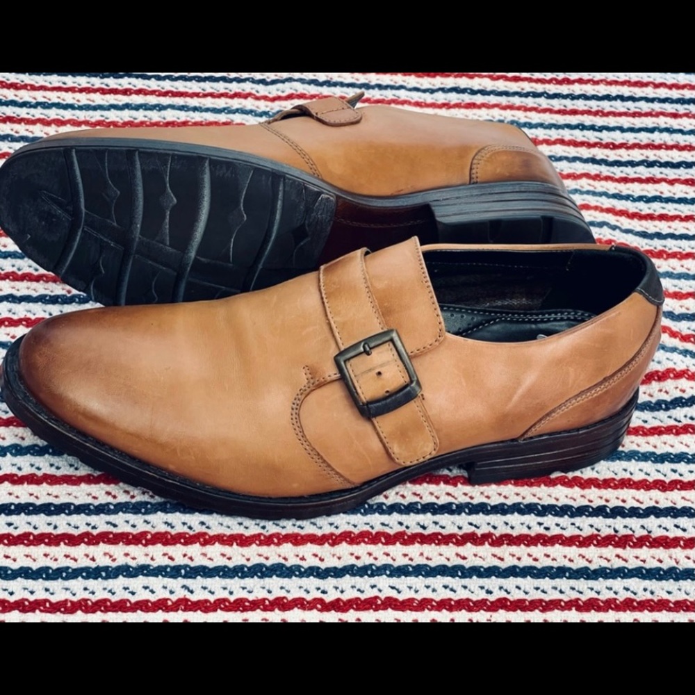 Clarks Tilden style strap loafer men’s size 12